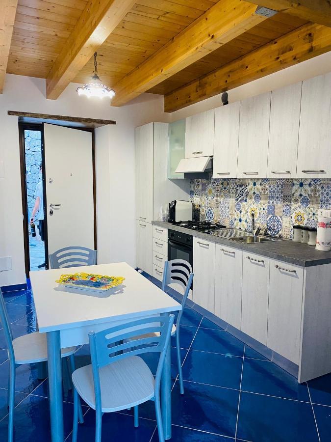 Apartment Le Finestre Di *